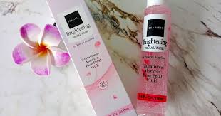 scarlet brightening facial wash