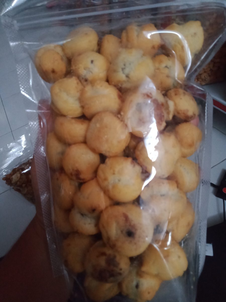 Soes Coklat 250g